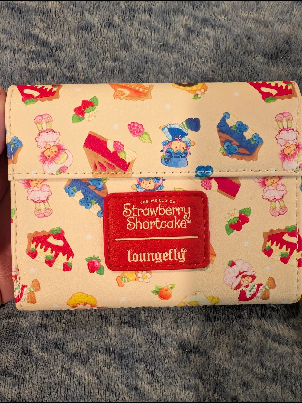 Loungefly x Strawberry Shortcake Pink Character Wallet And Pen - Picture 7 of 7